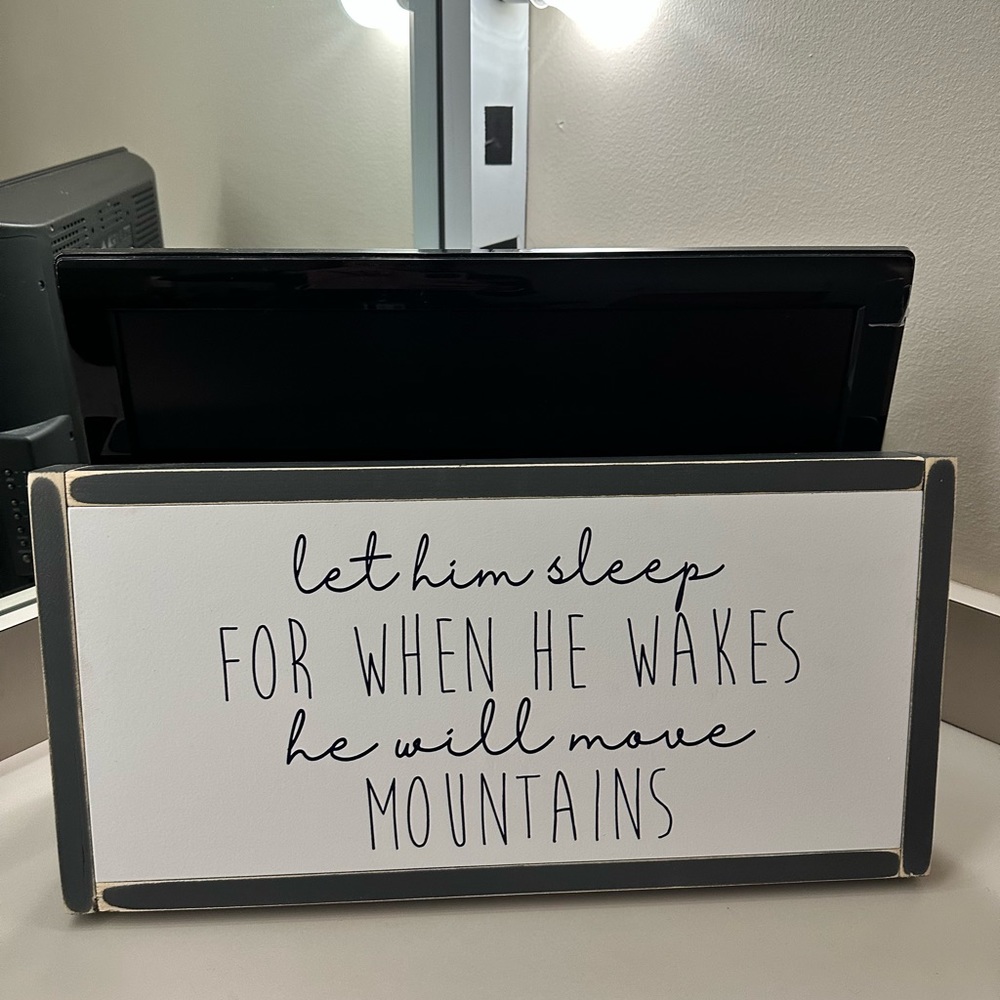 New in box sign for home